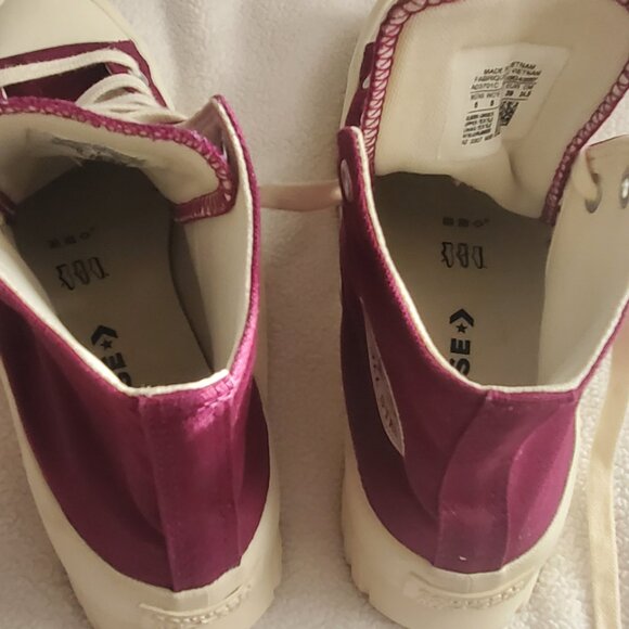 Converse Chuck Taylor All Star Lugged 2.0 High Tops. Mystic Orchid. Women 8 - Picture 5 of 14